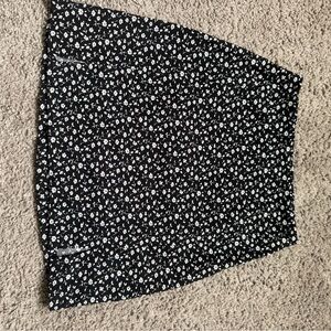 Brandy Melville Black and White Floral Mini Skirt
